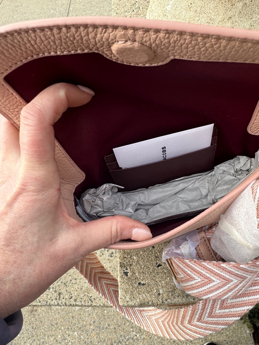 Marc Jacobs Dusty Pink Pebbled Leather Crossbody with Patterned Strap - Picture 5 of 11